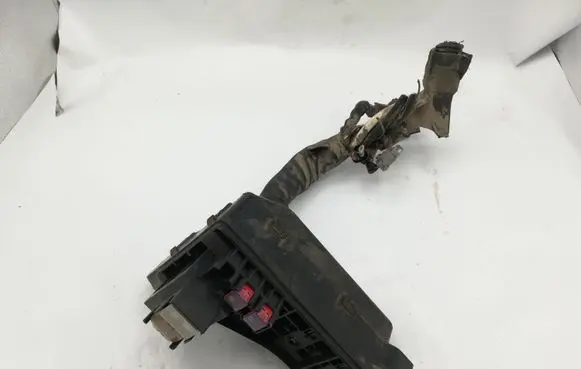 Toyota Corolla E120 E130 Fuse module NOCODE