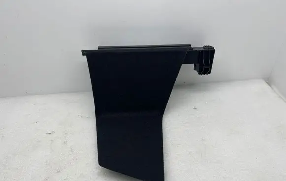Tesla Model Y Centre console side trim rear 178622800B 172946 202212101687
