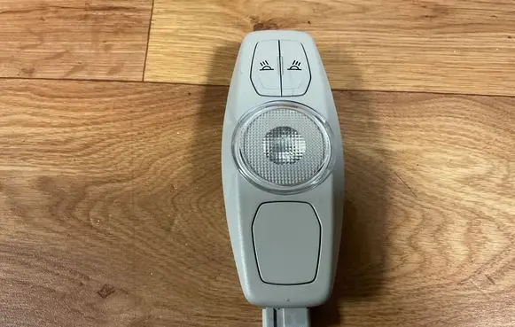 Ford Mondeo MK IV Interior lighting switch BS7113K767BE