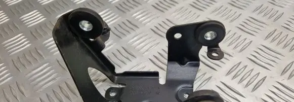Ford Galaxy ABS pump bracket 6G912B389AC
