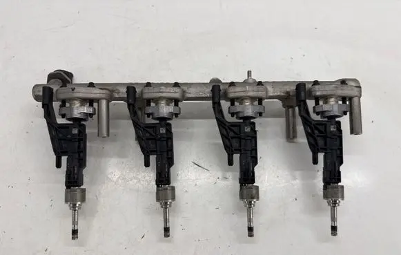 BMW 2 F44 Fuel injector 8656548 8665633 13538665633