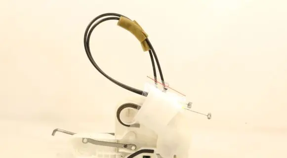 Mitsubishi Outlander Front door lock A047218