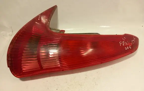 Peugeot 206 Rear/tail lights 89028683 9641540677