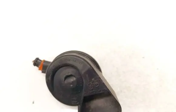 Audi A4 S4 B8 8K Horn signal E9024148