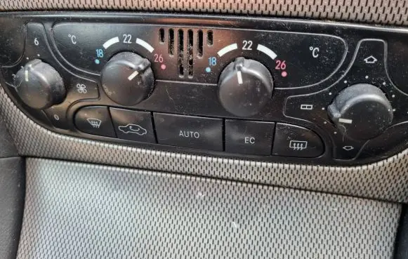 Mercedes-Benz C W203 Climate control unit