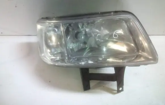 Volkswagen Transporter - Caravelle T5 Headlight/headlamp 0301191702