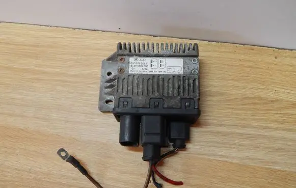 Volkswagen Transporter - Caravelle T5 Coolant fan relay 7H0919506F 895904000