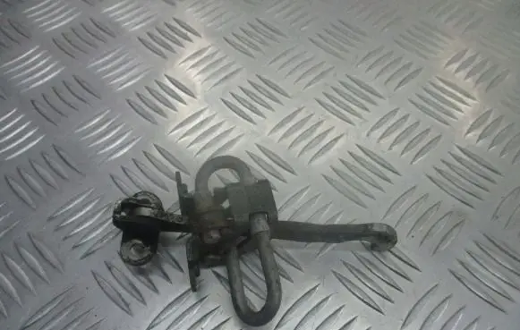 Fiat Stilo Rear door check strap stopper