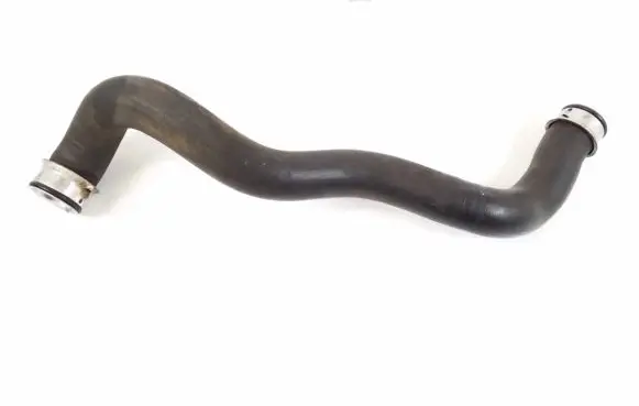 Mercedes-Benz CLS C218 X218 Engine coolant pipe/hose A2045013182