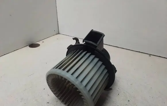 Peugeot 307 Heater fan/blower 593220400