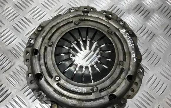 Opel Astra H Pressure plate 8973539060 3082297509