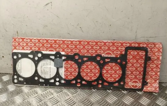 Volkswagen Touareg I Other engine bay part 