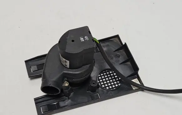 BMW 7 E38 Engine control unit/module fan 12901745181 0130002830