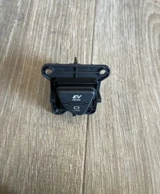 Lexus UX Other devices 75L860