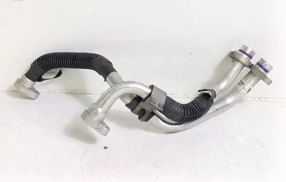 Nissan Leaf I (ZE0) Air conditioning (A/C) pipe/hose F70449