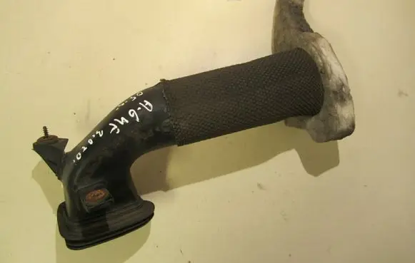 Audi A6 S6 C6 4F Air intake hose/pipe 4F0129604C