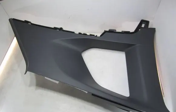 Volkswagen Tiguan (D)pillar trim (top) 5NA867288 5NA867288A