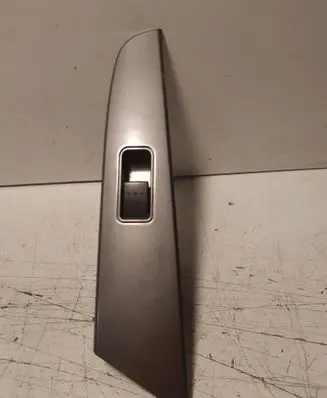 Mazda 3 I Electric window control switch 03123121 33112006