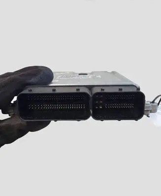 Volvo V60 Engine control unit/module 31336983 0281018414 1039S50500