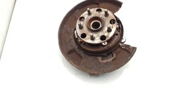 Lexus IS 220D-250-350 Rear wheel hub 