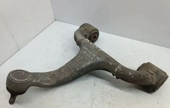 Mercedes-Benz ML W163 Front control arm 1633330101 A1633330101