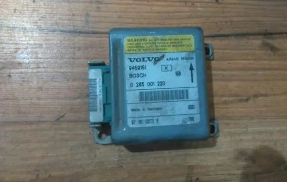 Volvo S70 V70 V70 XC Airbag control unit/module 0285001220 971610273k