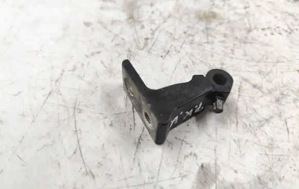 Audi A4 S4 B8 8K Front door upper hinge 8K0831401E