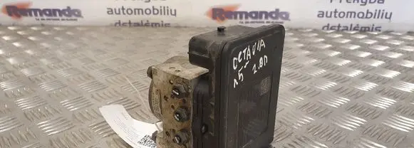 Skoda Octavia Mk3 (5E) ABS Pump 3Q0907379T 3Q0614517T