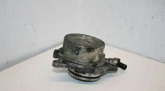 BMW 3 E46 Vacuum pump 779142 7281760600 07T0640711