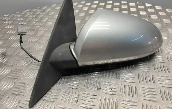Nissan Primera Front door electric wing mirror 96302AU322