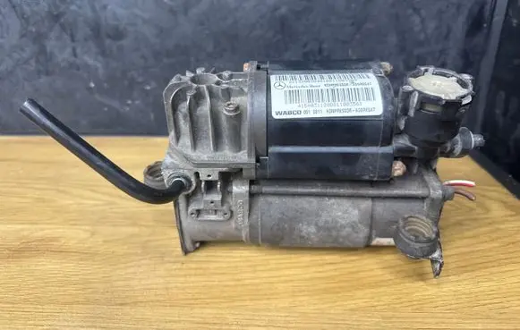 Mercedes-Benz S W220 Air suspension compressor/pump 4154031120