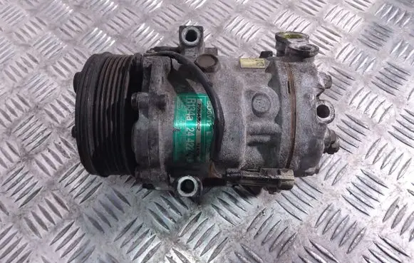 Opel Combo C Air conditioning (A/C) compressor (pump) 24422013