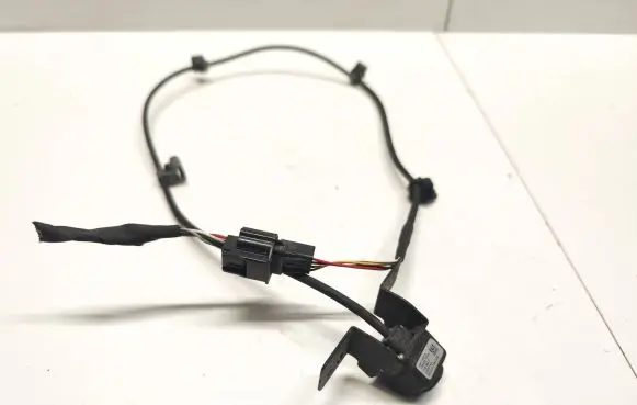 Nissan Leaf II (ZE1) Front bumper camera 284F15SA1A 2039743 VCBN5A2F