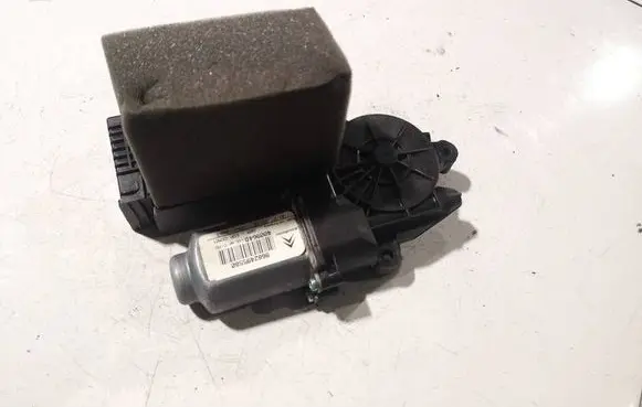 Citroen C4 Grand Picasso Front door window regulator motor 9682495580