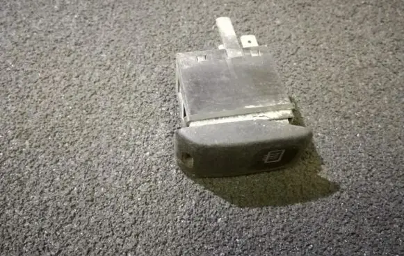Volkswagen Golf II Windscreen/window heater switch 191959621B