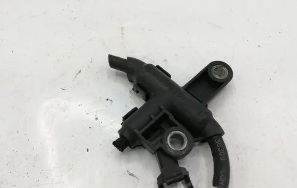Mercedes-Benz ML W164 Other engine bay part A6420780341