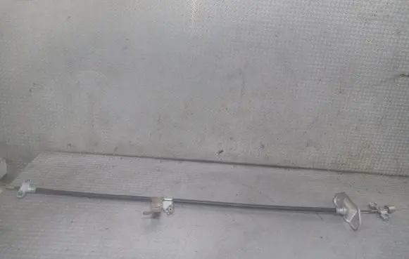 Handbrake/parking brake wiring cable