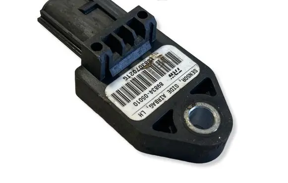 Toyota Avensis T250 Airbag deployment crash/impact sensor 8983405010 188307021G