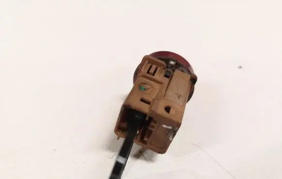 Citroen Xsara Hazard light switch 224908