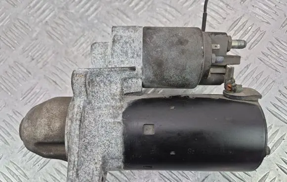 BMW 5 E60 E61 Starter motor 7515391