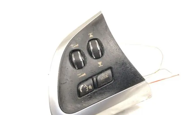 Jaguar XF Steering wheel buttons/switches CX23-13D767-AA