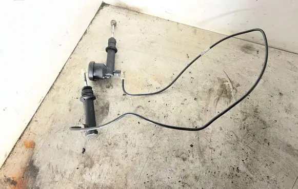 Iveco Daily 6th gen Clutch slave cylinder