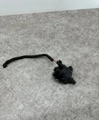 BMW i3 Electric auxiliary coolant/water pump 6834917 64116834917