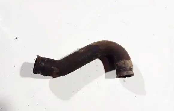 Volkswagen Jetta II Engine coolant pipe/hose
