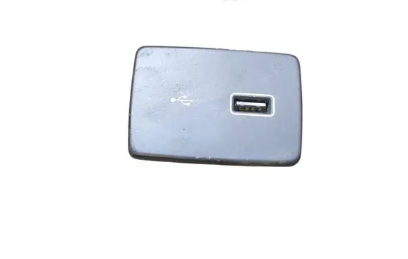 Fiat Ducato USB socket connector 07356855900 19250B0 03270
