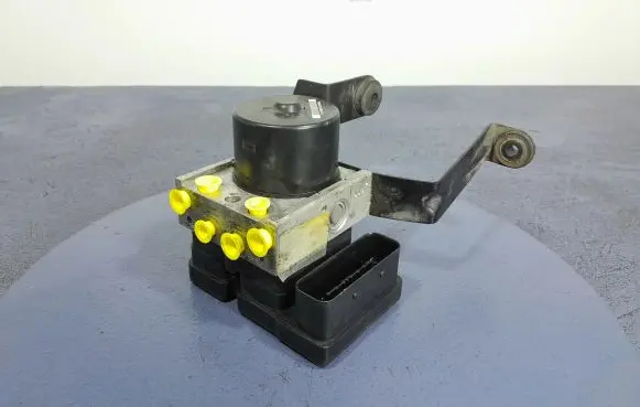 Ford Focus C-MAX ABS Pump 8M512M110AA