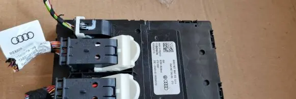 Audi Q5 SQ5 Comfort/convenience module 8W0907063DG F005V02175
