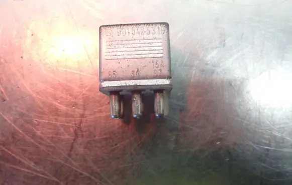 Mercedes-Benz E W124 Other relay 0015425319