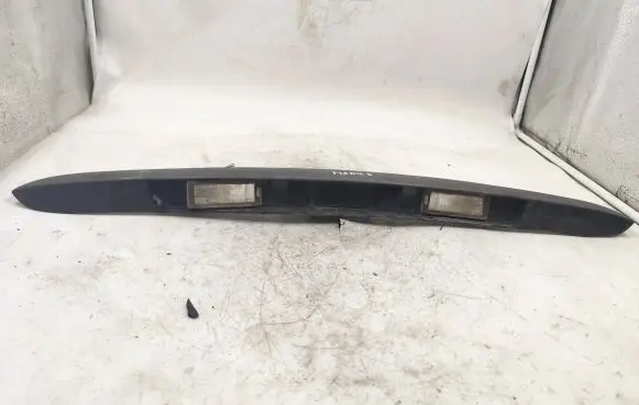 Renault Modus Trunk door license plate light bar 8200220557