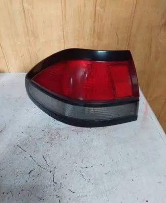 Mazda 626 Rear/tail lights 22061825